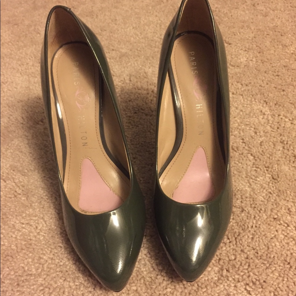 Paris Hilton gray patent leather heels
